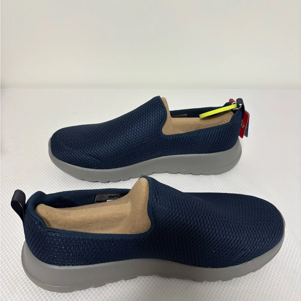 New SkechersGo Walk Max Low Navy Men’s Size: 10.5